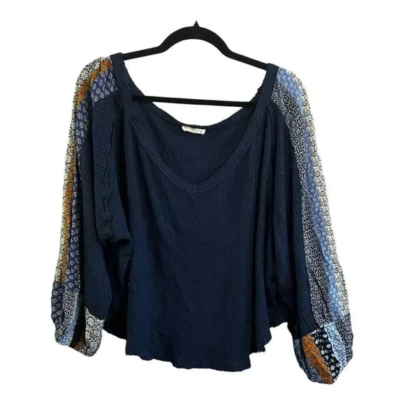Hummingbird Navy Boho Cottagecore Knit Stretchy Top Sz M Casual Festival - Picture 1 of 6